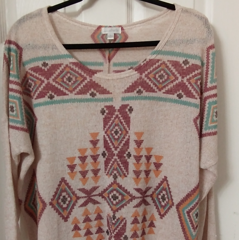 Top - Picture 2 of 2